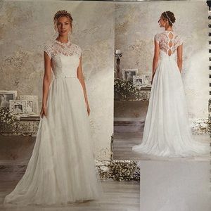 Alfred Angelo style 8570 wedding dress, ivory, Sz 8